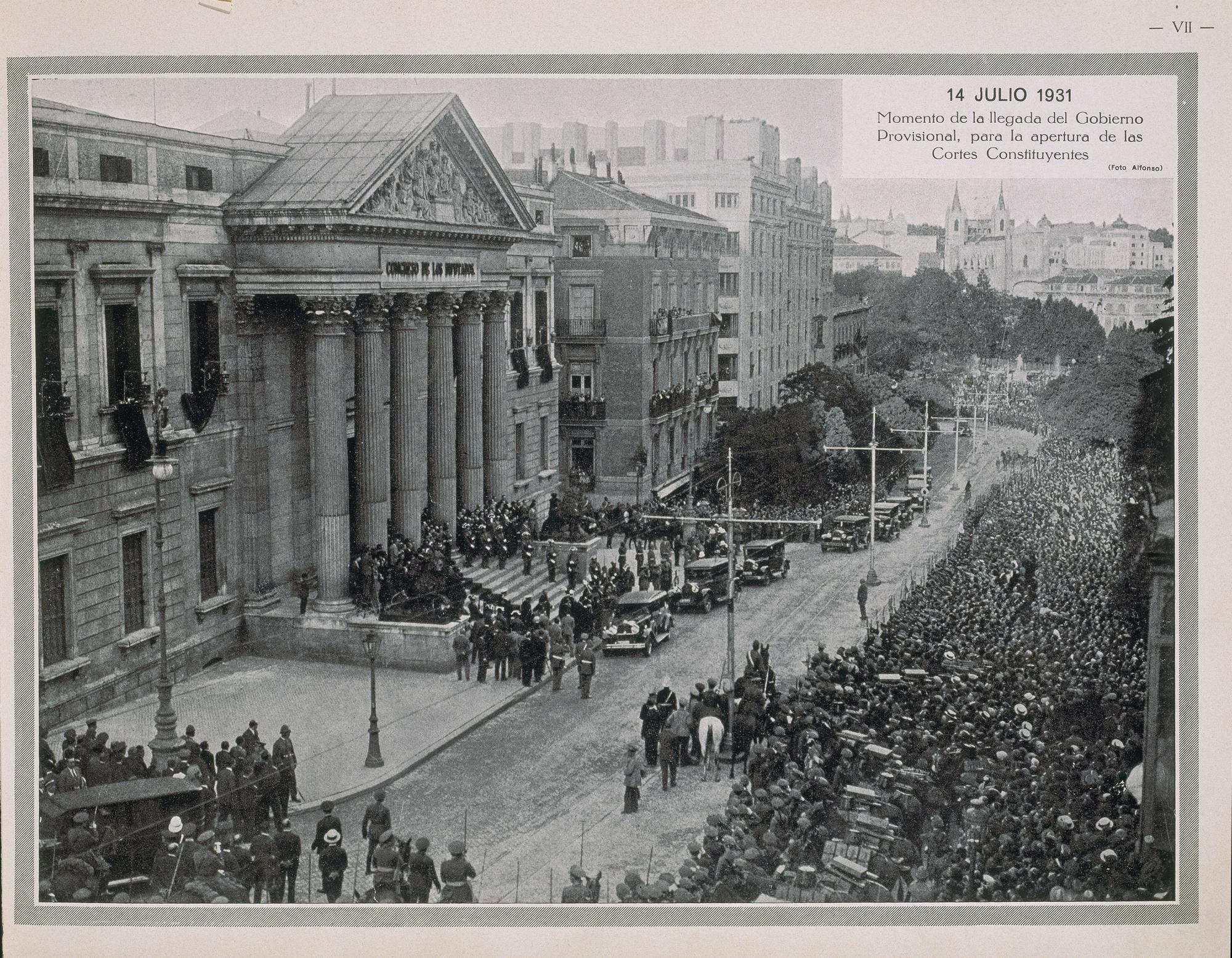 Apertura de las cortes constituyentes de la II República.